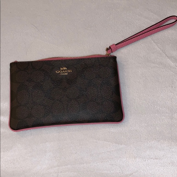 Coach wristlet - Picture 1 of 4